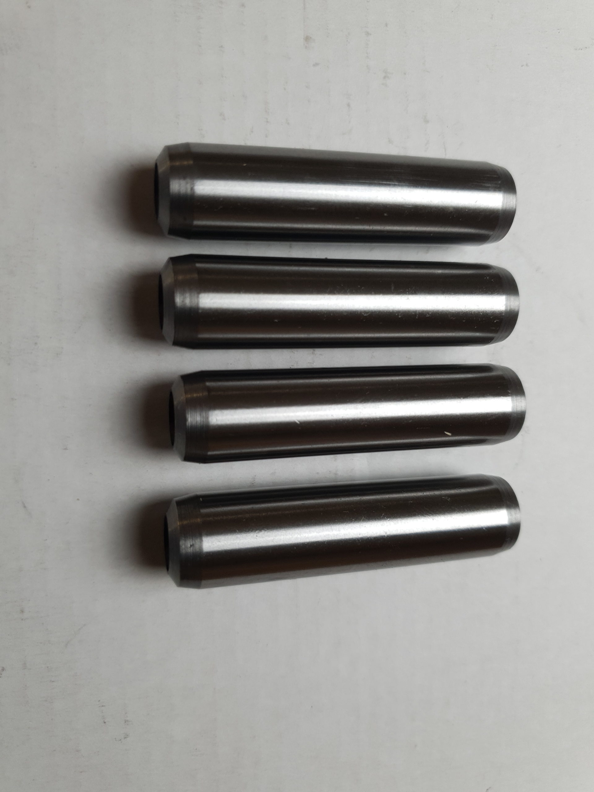 4 guides de soupapes 500/R/126 (14.02x8x59) – Image 2